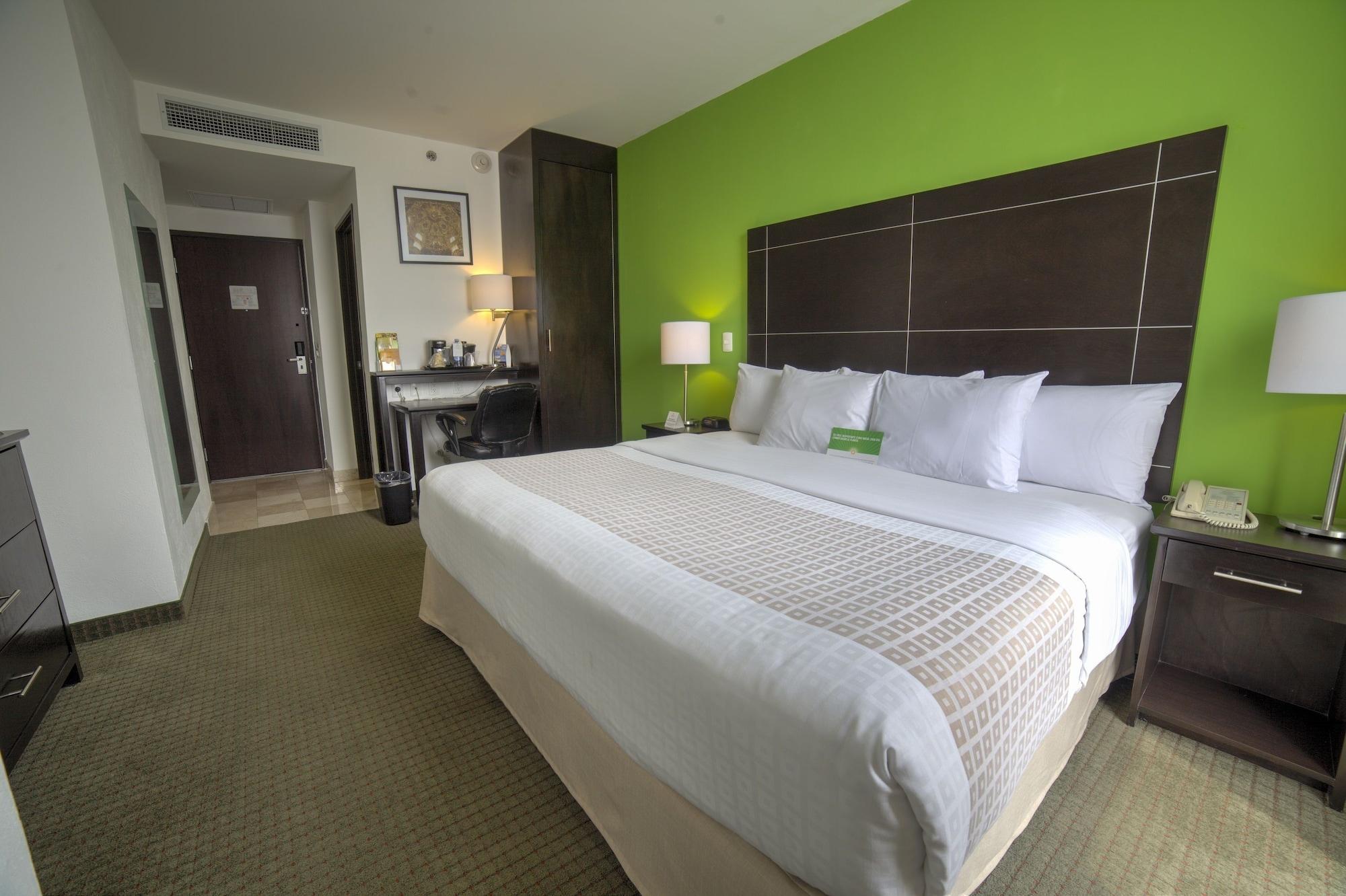 La Quinta By Wyndham Puebla Palmas Angelopolis Hotel Buitenkant foto