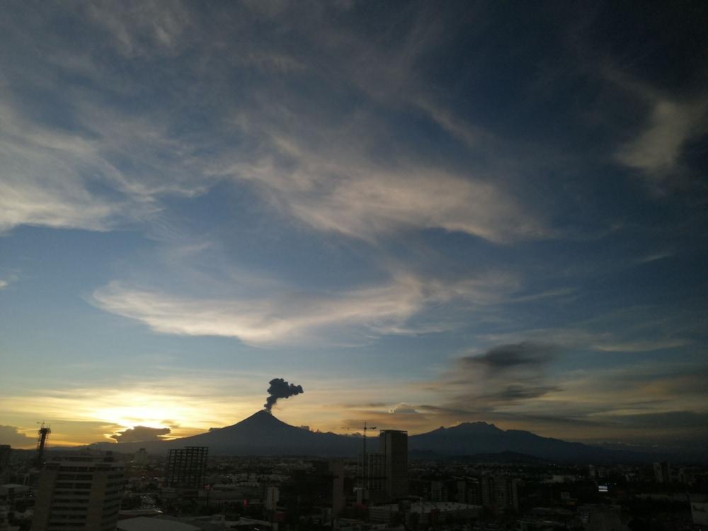 La Quinta By Wyndham Puebla Palmas Angelopolis Hotel Buitenkant foto