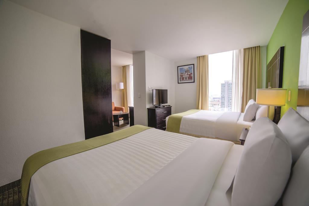 La Quinta By Wyndham Puebla Palmas Angelopolis Hotel Buitenkant foto