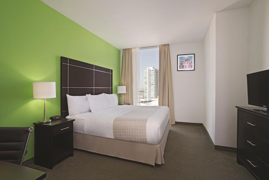La Quinta By Wyndham Puebla Palmas Angelopolis Hotel Buitenkant foto